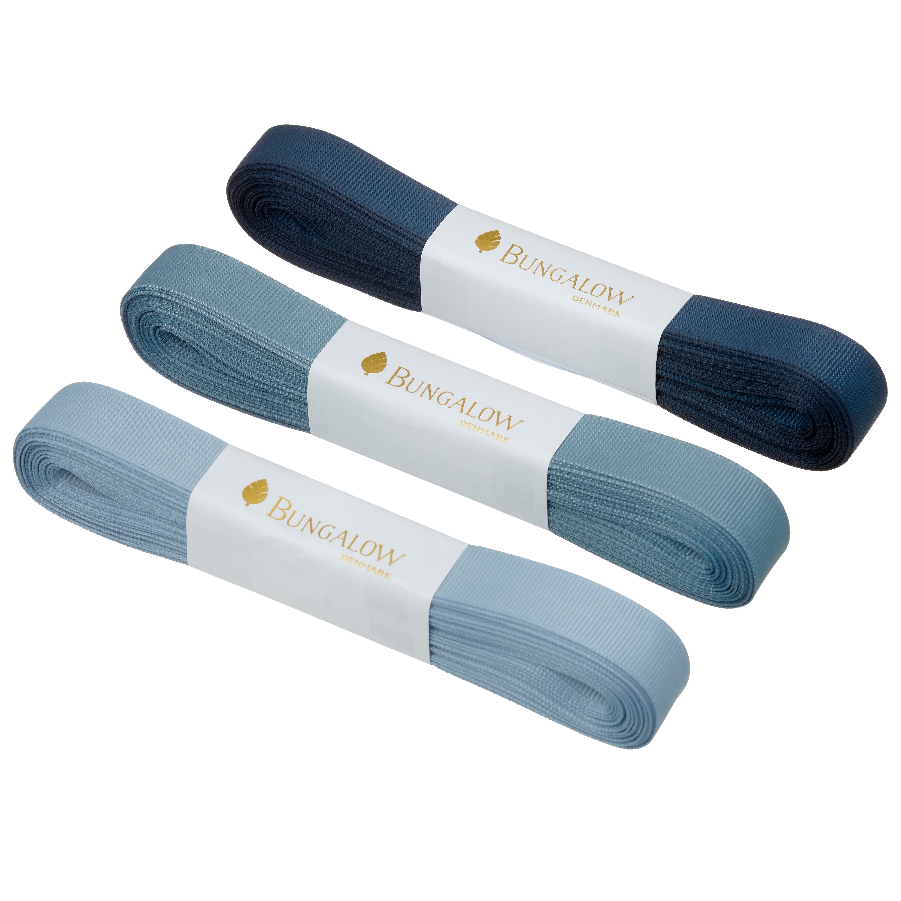 bungalow denmark - luxury 10m blue ribbons on white background - winter's moon