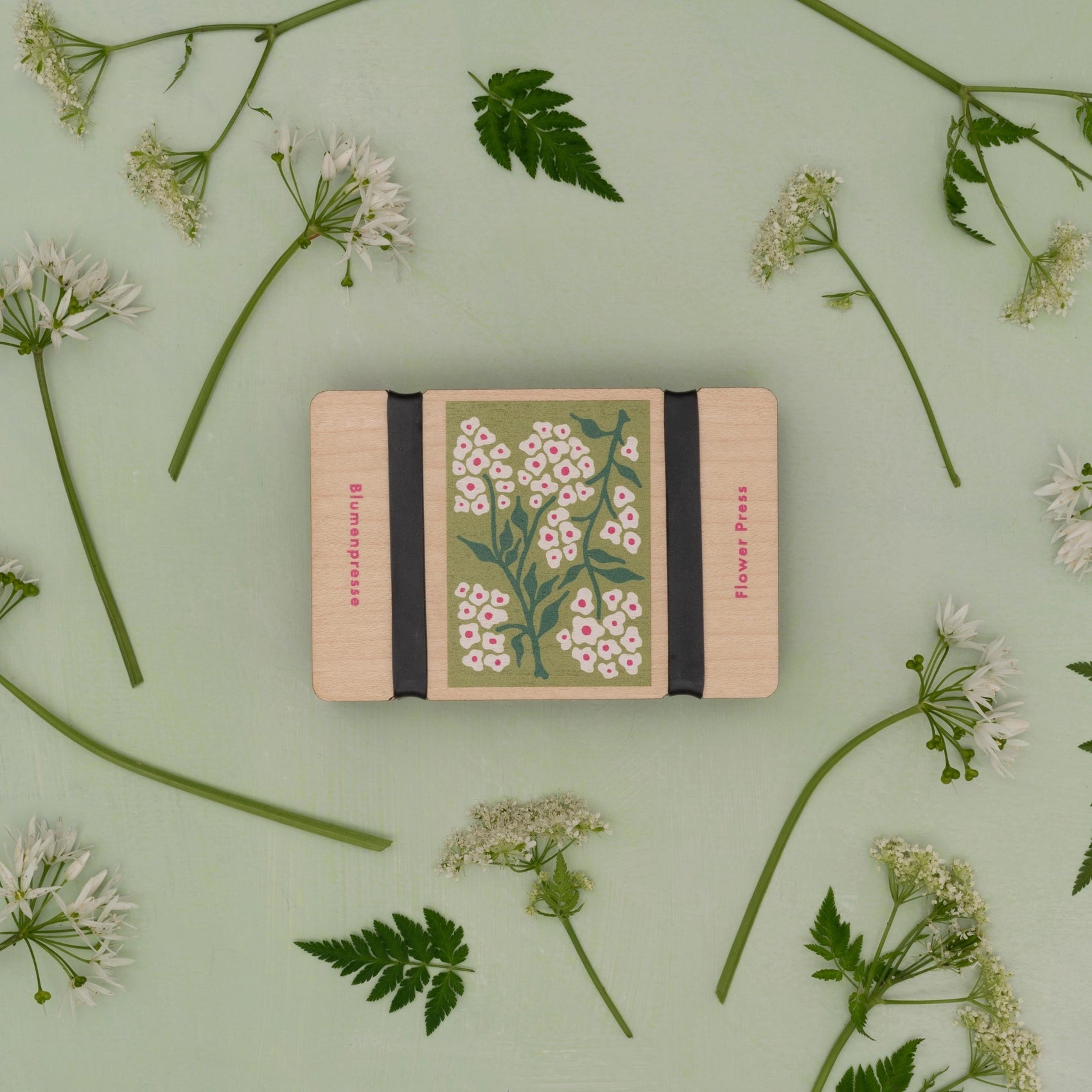 Pocket Flower Press - Forget Me Not - Winter's Moon 